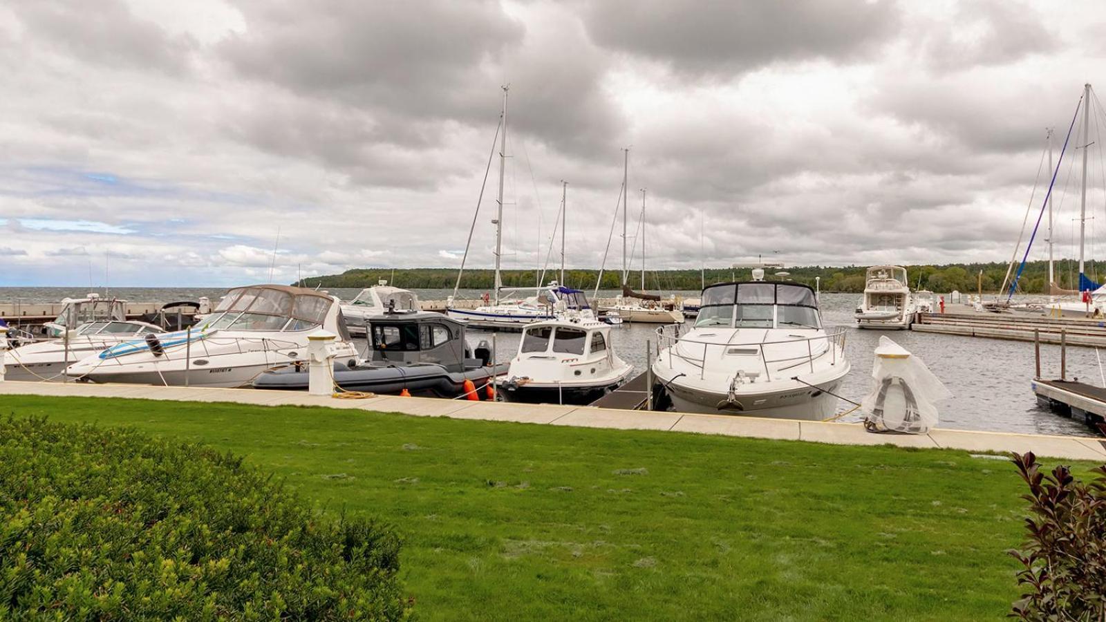 Harbor Guest House Fish Creek Exterior foto
